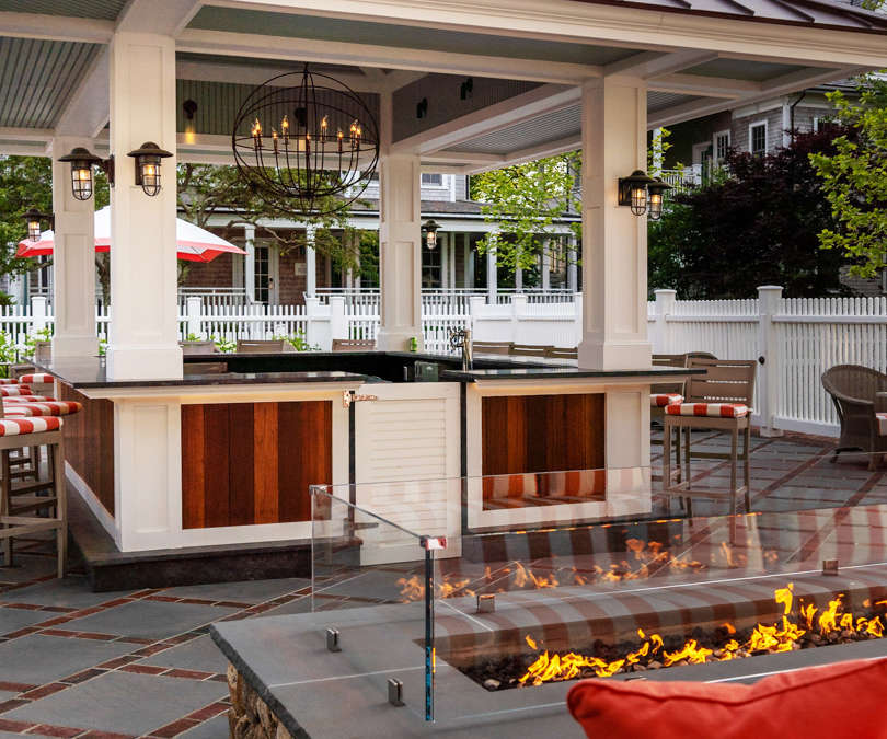 Pool bar and fire pit